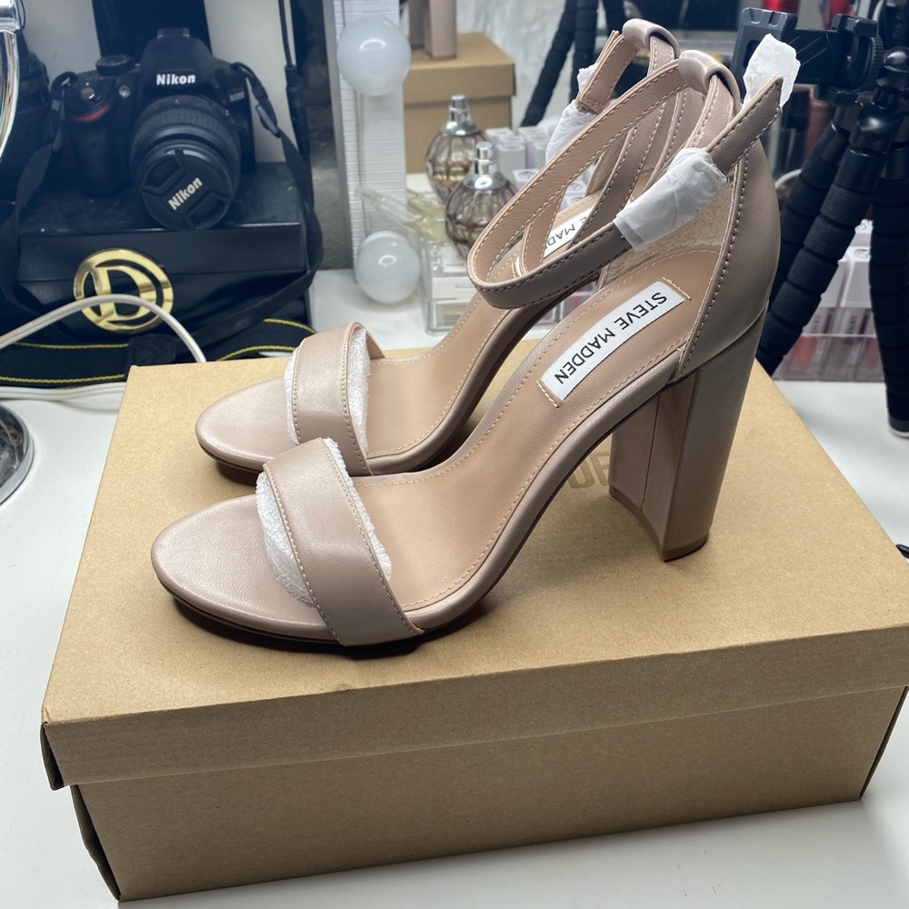 Steve Madden Carrson Blush Heeled sandals (NEW)